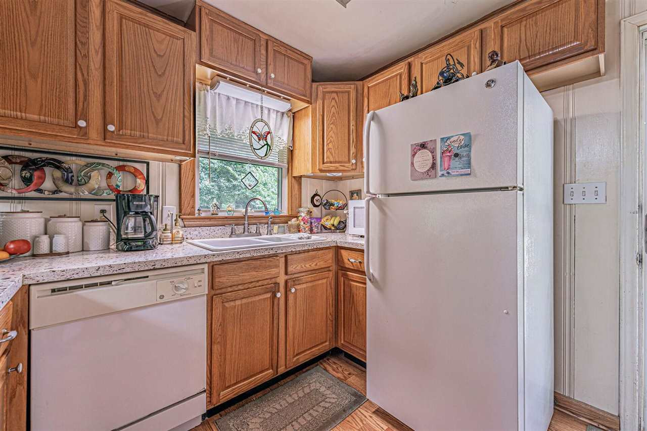 612 Maple Lane Raleigh, NC 27603 - Photo 14 of 26 Kitchen