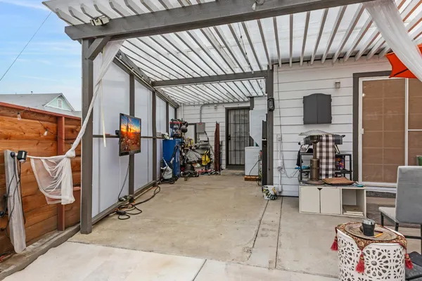 $525,000 | 214 West 7th Street, Tracy, CA 95376