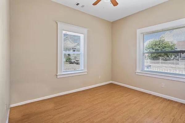 $525,000 | 214 West 7th Street, Tracy, CA 95376