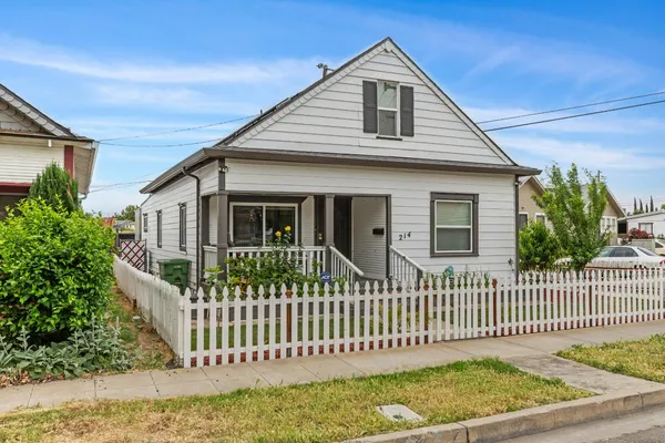 $525,000 | 214 West 7th Street, Tracy, CA 95376