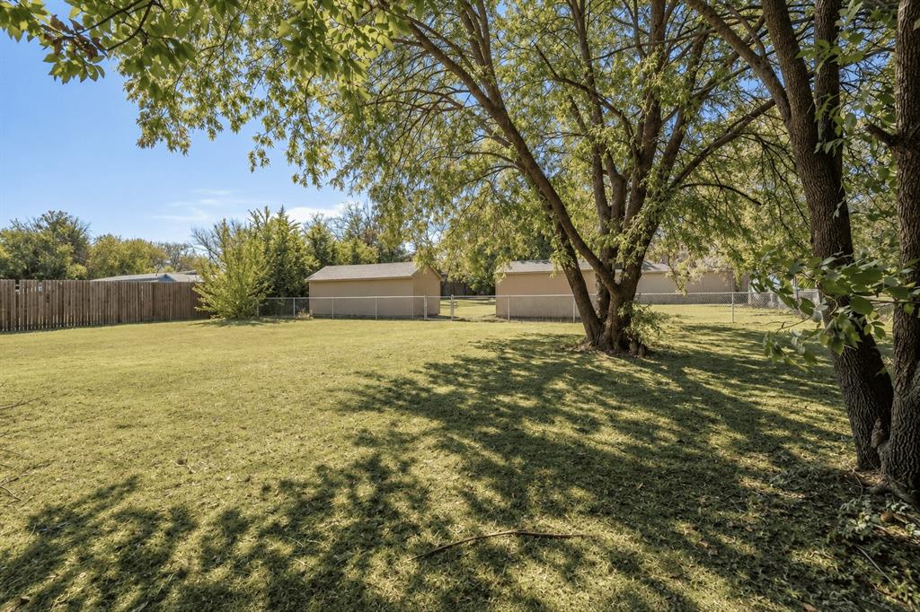 8912 South Hickory Road Krum, TX 76249 - Photo 35 of 36 Gallery Image 35
