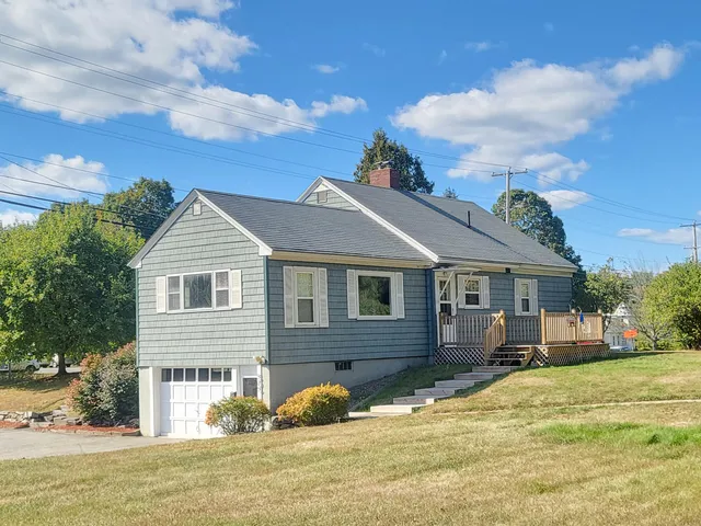 $279,400 | 505 Fairbanks Road, Farmington, ME 04938