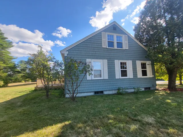 $279,400 | 505 Fairbanks Road, Farmington, ME 04938