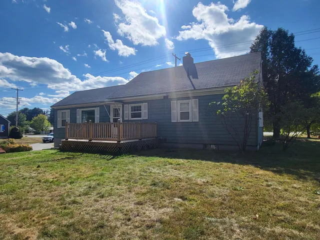 $279,400 | 505 Fairbanks Road, Farmington, ME 04938