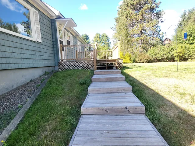 $279,400 | 505 Fairbanks Road, Farmington, ME 04938