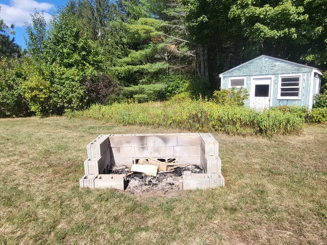 $279,400 | 505 Fairbanks Road, Farmington, ME 04938