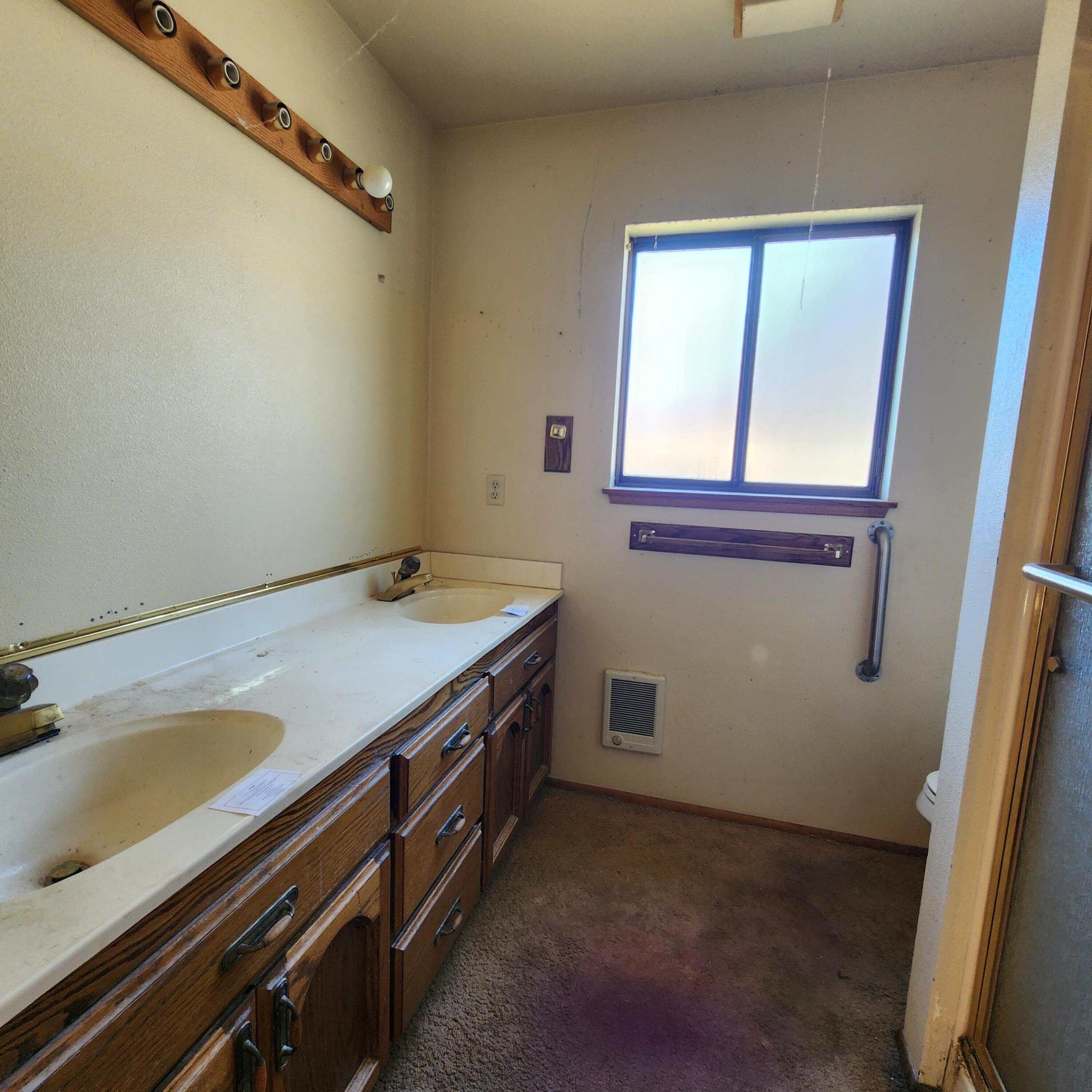 15091 Cloverdale Road Anderson, CA 96007 - Photo 18 of 27 20221007_160114