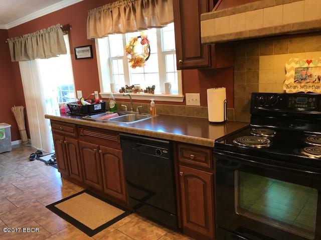 1344 Old Salem Road Kell, IL 62853 - Photo 7 of 25
