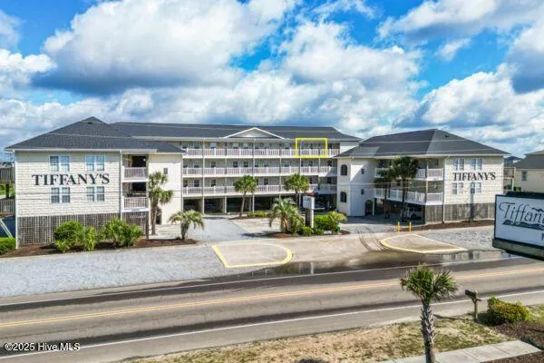 $270,000 | 1505 North New River Drive, Unit 210, Surf City, NC 28445
