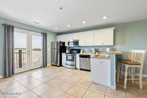 $270,000 | 1505 North New River Drive, Unit 210, Surf City, NC 28445