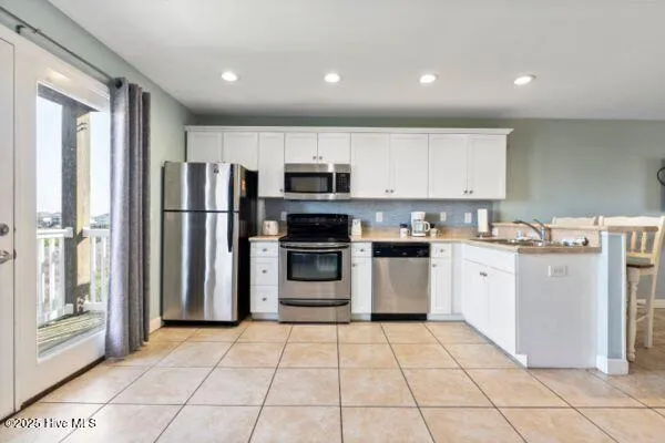 $270,000 | 1505 North New River Drive, Unit 210, Surf City, NC 28445