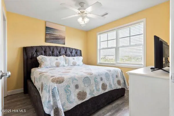 $270,000 | 1505 North New River Drive, Unit 210, Surf City, NC 28445