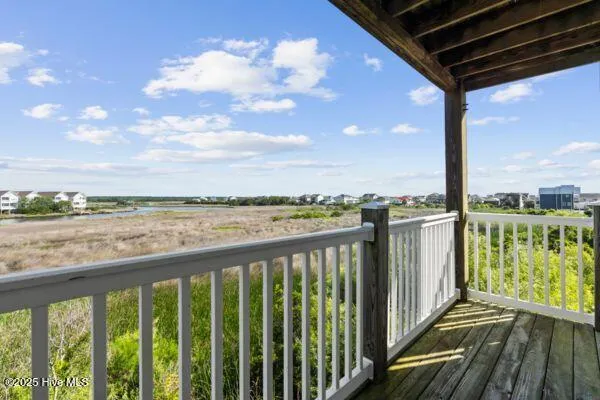 $270,000 | 1505 North New River Drive, Unit 210, Surf City, NC 28445