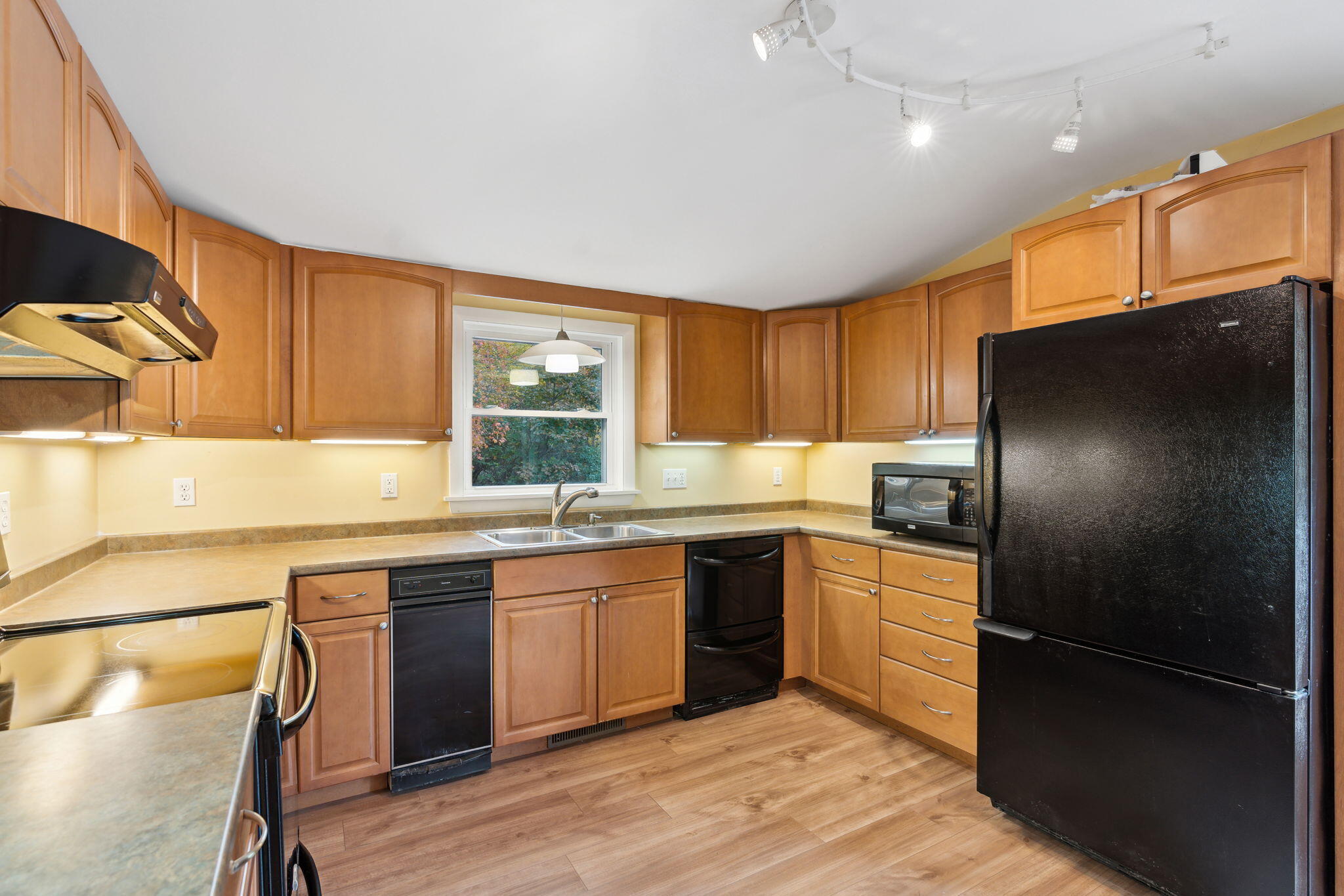 301 Raymond Hill Road Raymond, ME 04071 - Photo 19 of 47 35-web-or-mls-DSC07440