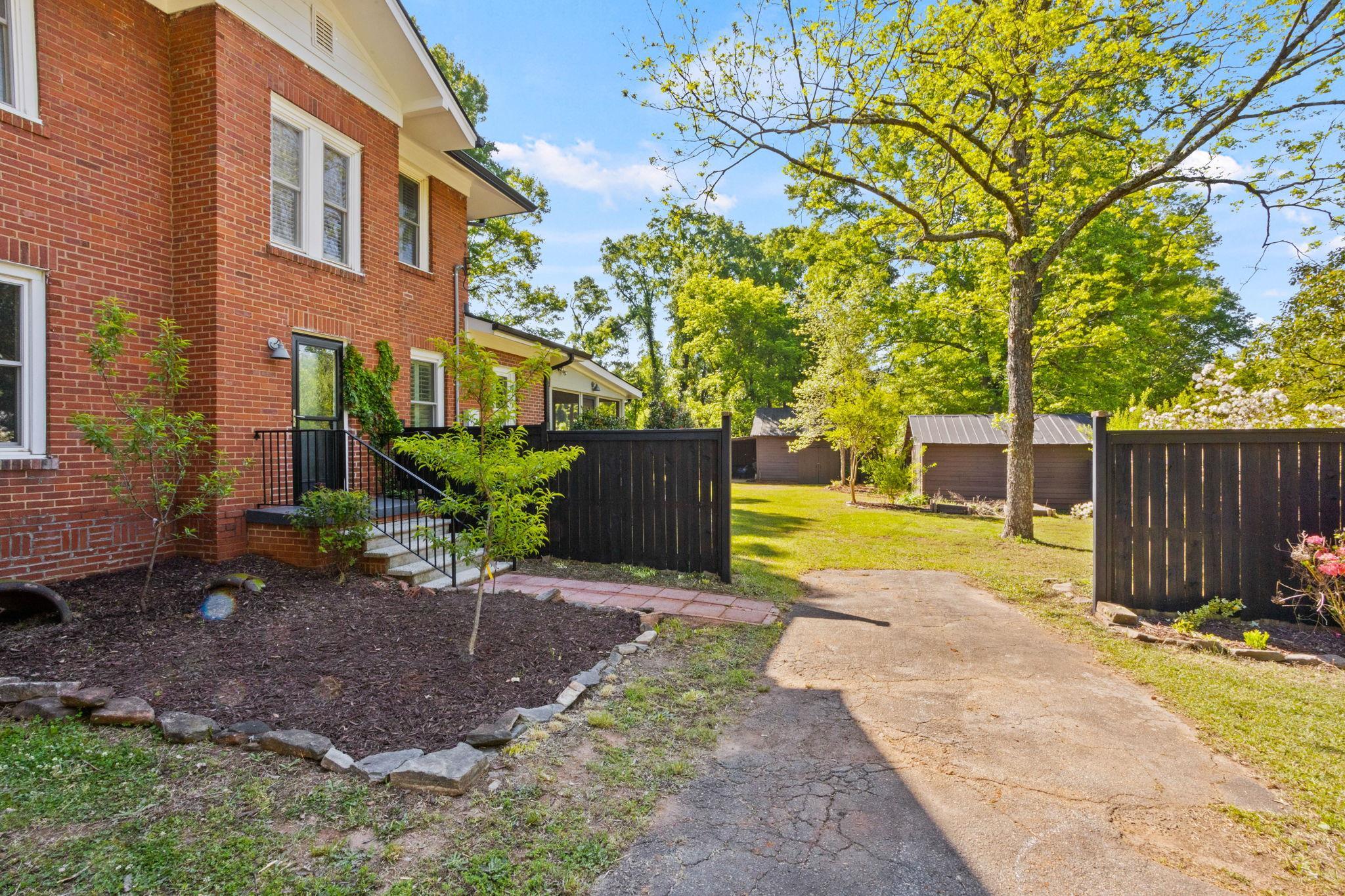 504 Spartanburg Road Lyman, SC 29365 - Photo 31 of 39