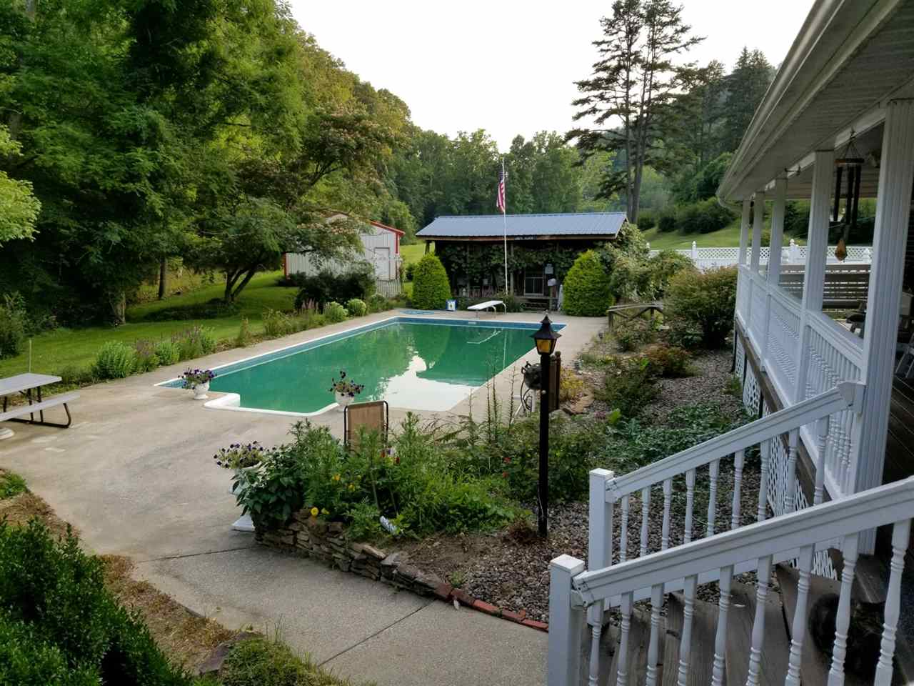 2401 Fort Gary Road Fort Gay, WV 25514 - Photo 17 of 22 Gallery Image 17