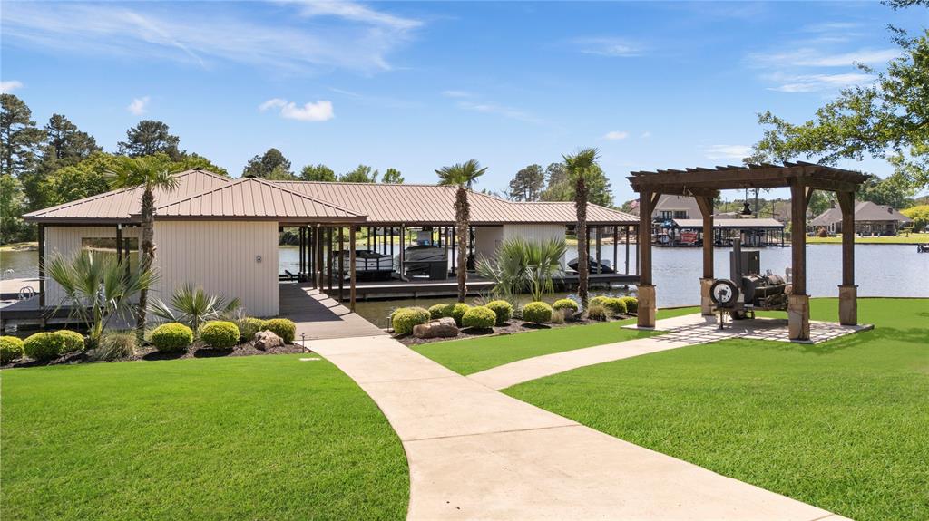 17873 Slack Road Whitehouse, TX 75791 - Photo 11 of 24 a front view of a house with garden