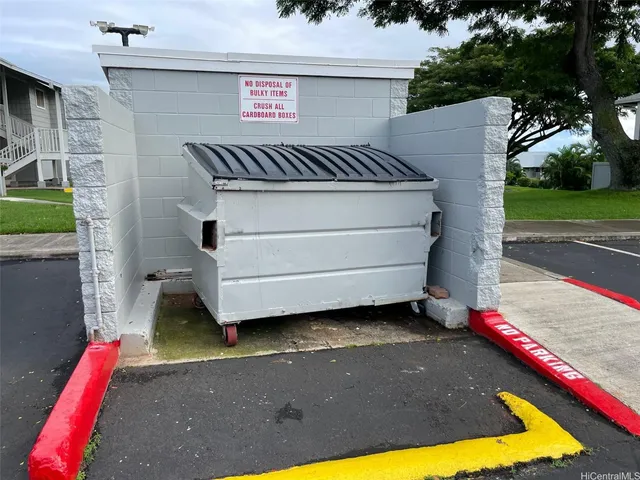 $400,000 | 98-1461 Kamahao Street, Unit 3, Pearl City, HI 96782