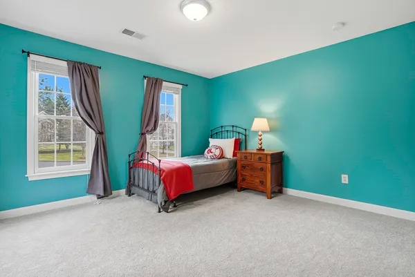 $1,599,900 | 4 Joslin Lane, Southborough, MA 01772