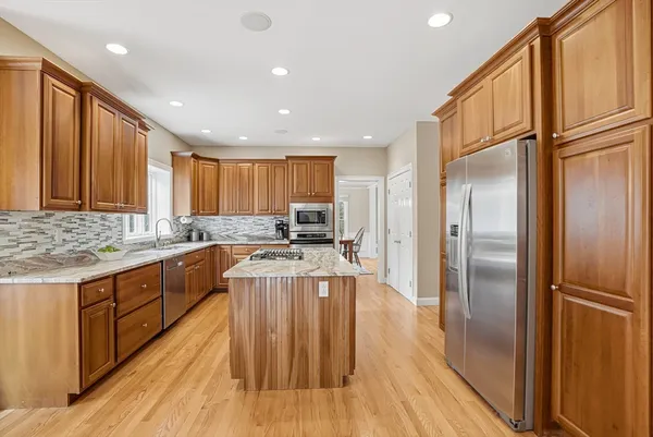 $1,599,900 | 4 Joslin Lane, Southborough, MA 01772