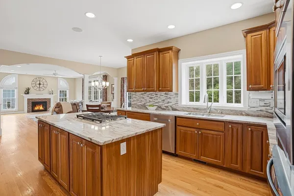 $1,599,900 | 4 Joslin Lane, Southborough, MA 01772