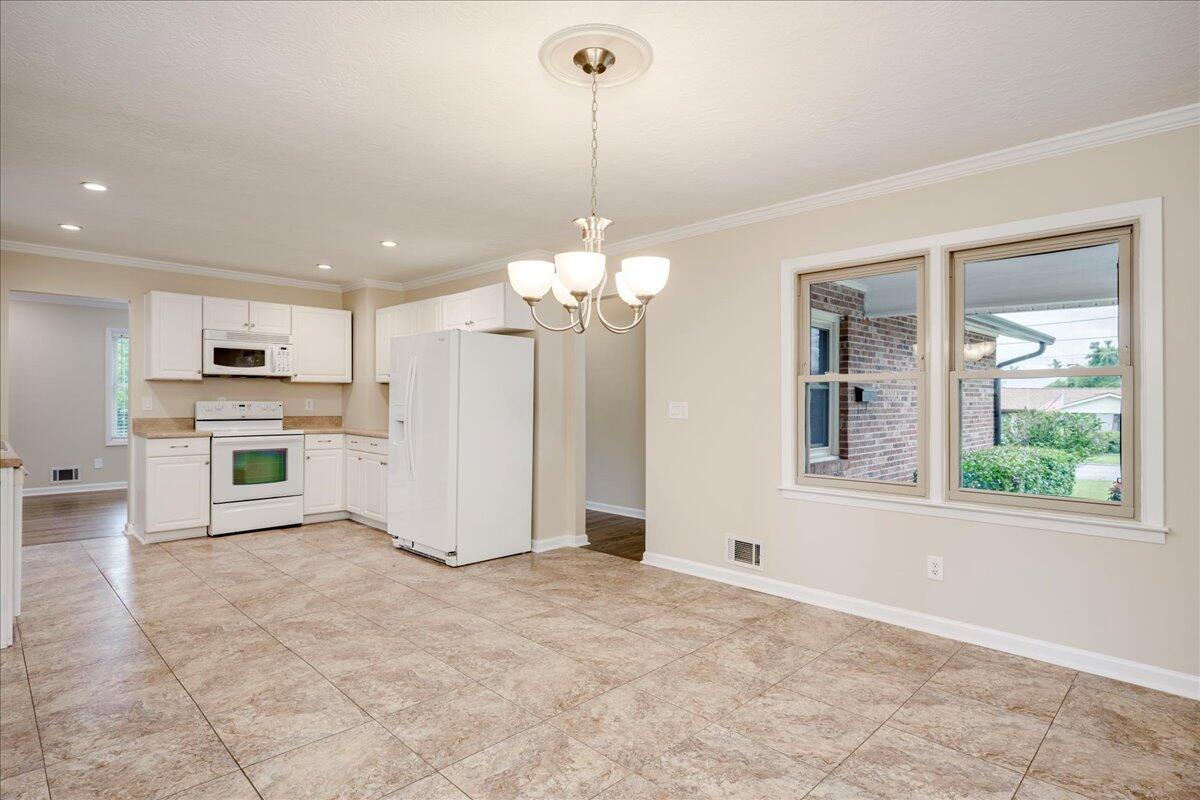 1702 Forest Creek Road Augusta, GA 30909 - Photo 12 of 26 15-015-