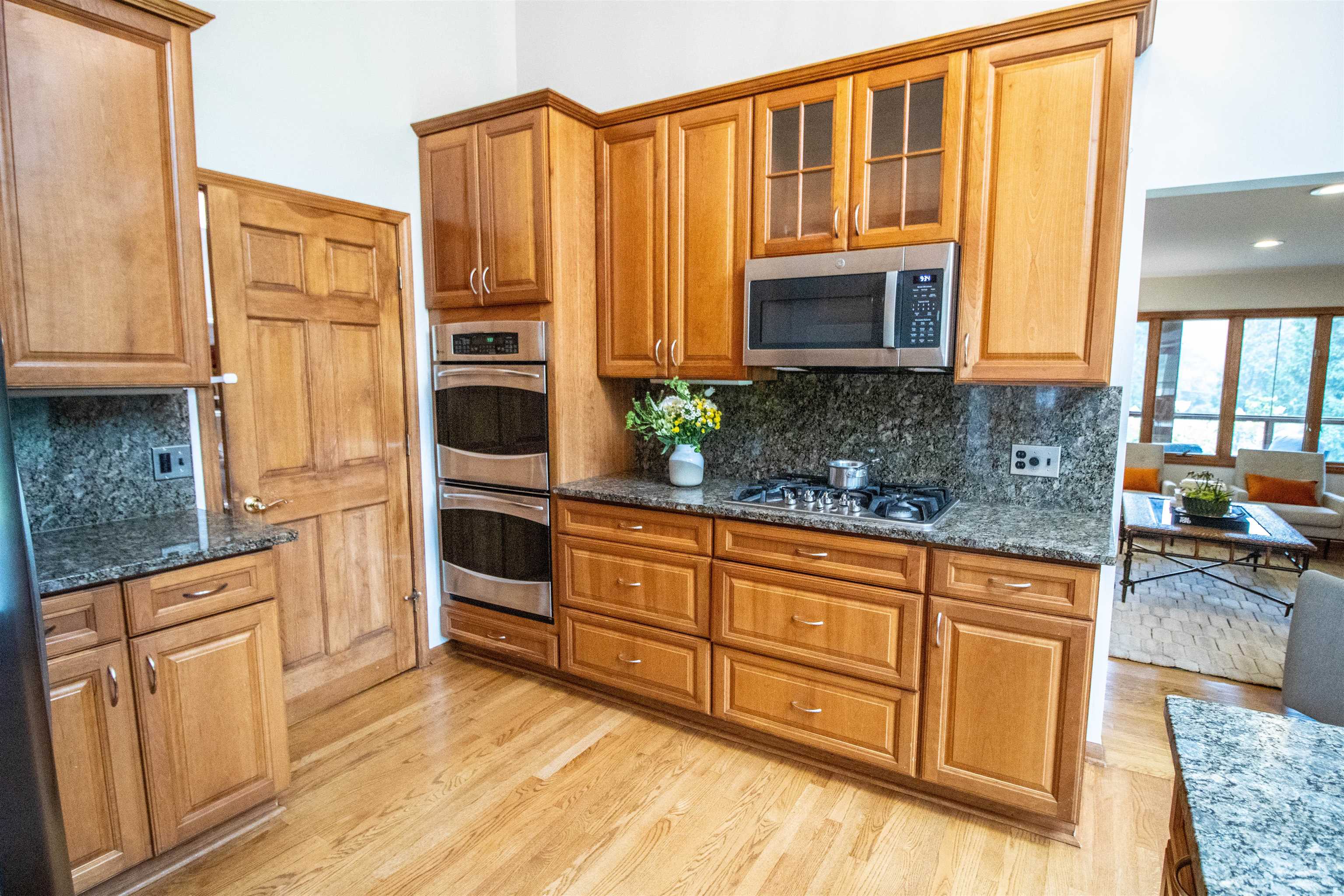 13138 White Lake Road Fenton, MI 48430 - Photo 10 of 90 Gallery Image 10