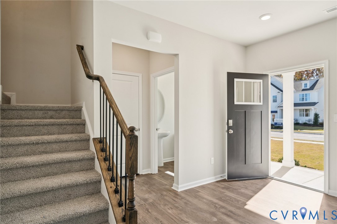 6289 Sterling Way Ruther Glen, VA 22546 - Photo 3 of 27
