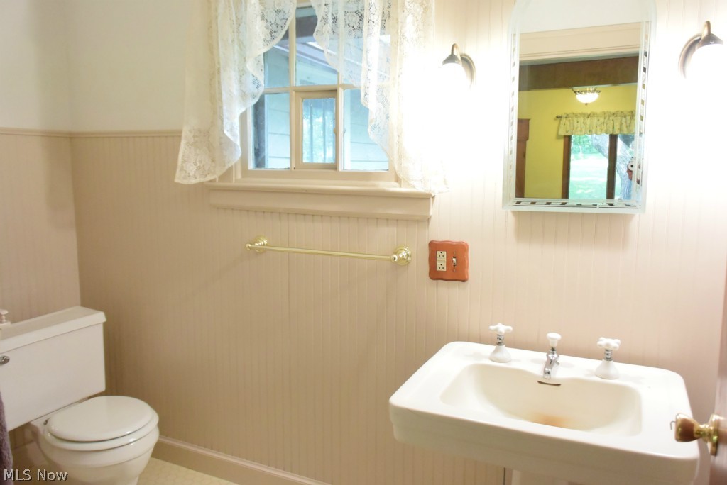 3151 Sunnybrook Road Mogadore, OH 44260 - Photo 14 of 19 Bathroom