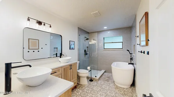 $749,900 | 536 Southern Hills Court, Melbourne, FL 32940