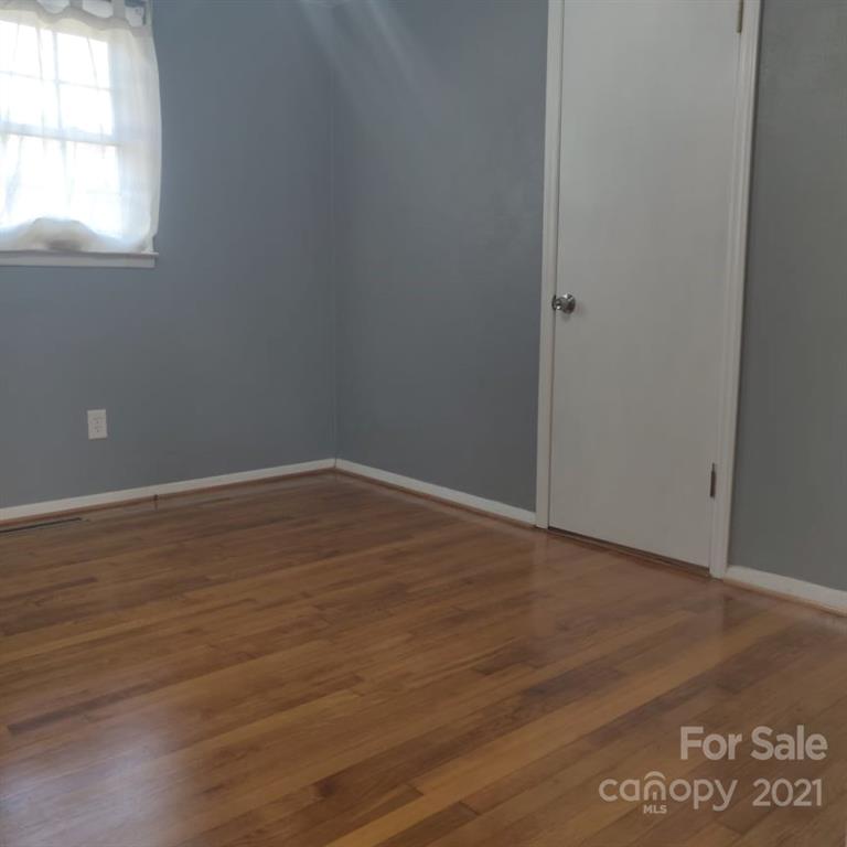 4712 Randleman Road Conover, NC 28613 - Photo 20 of 29 Gallery Image 20
