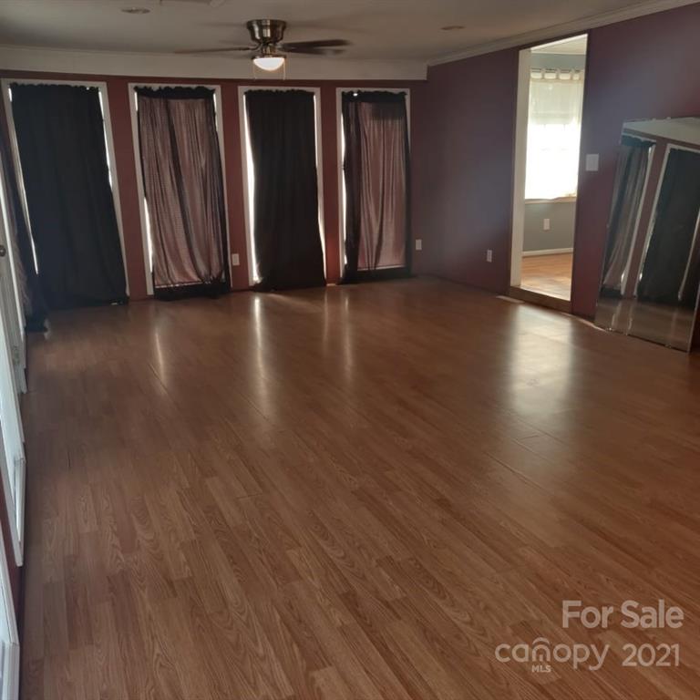 4712 Randleman Road Conover, NC 28613 - Photo 25 of 29 Gallery Image 25