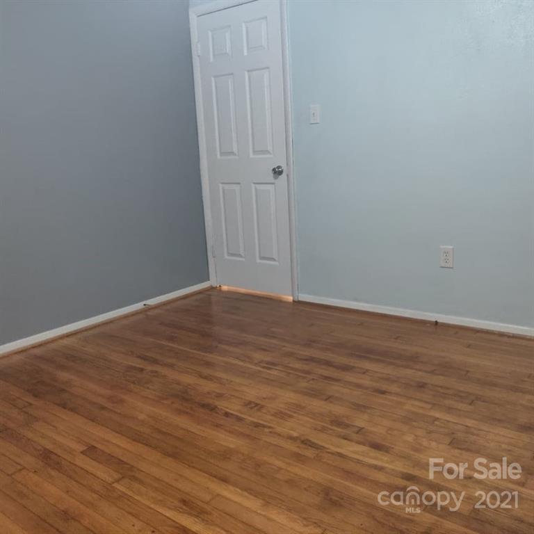 4712 Randleman Road Conover, NC 28613 - Photo 9 of 29 Gallery Image 9