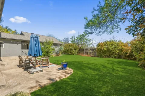 $840,000 | 10408 Loring Drive, Austin, TX 78750
