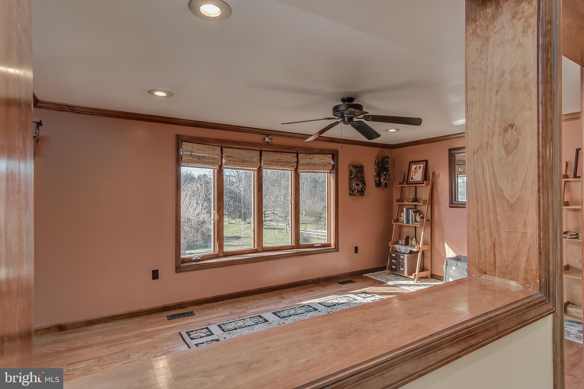 1404-1406 Pleasant View Road Adamstown, MD 21710 - Photo 33 of 113 Formal Living Room