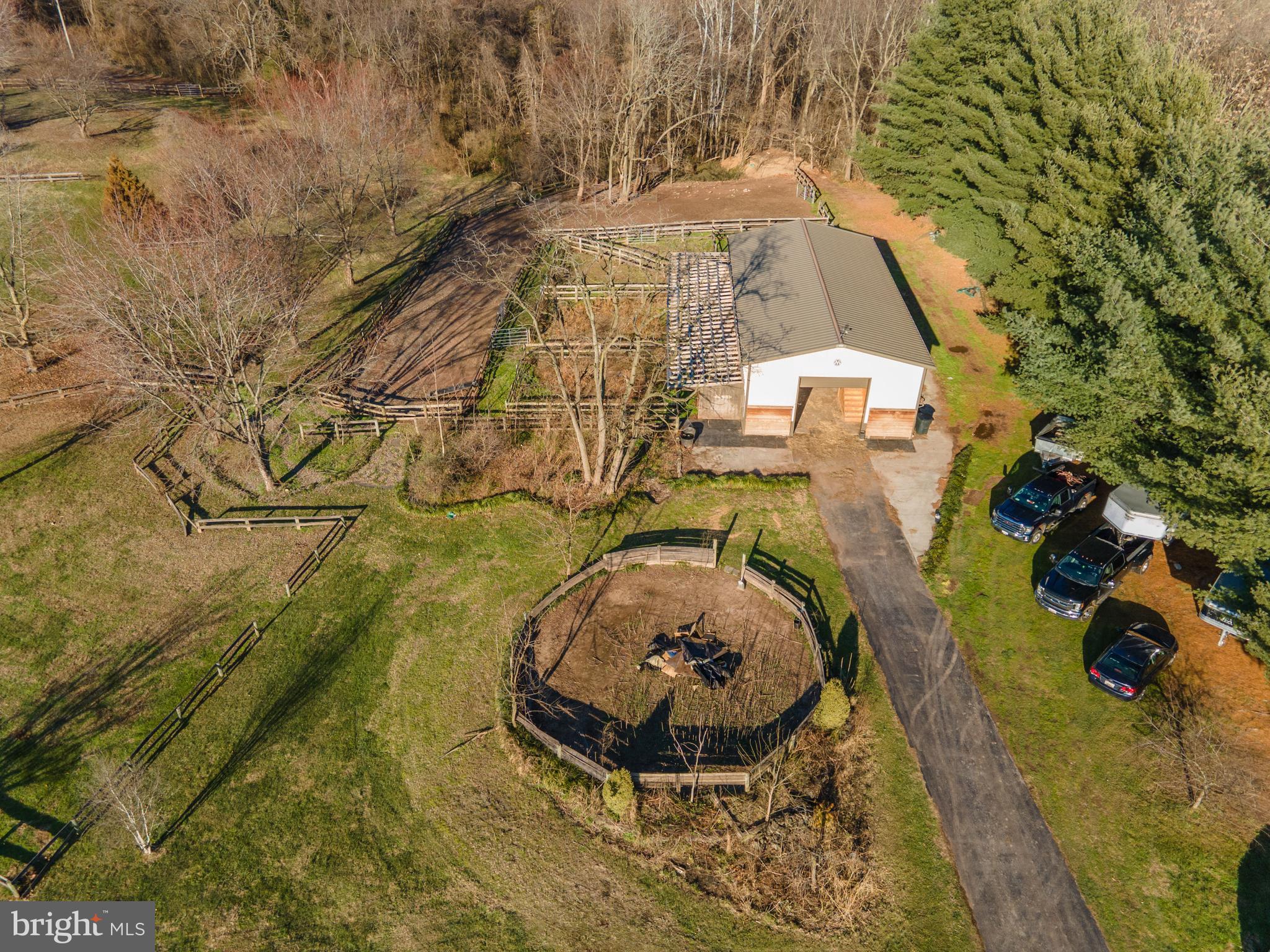 1404-1406 Pleasant View Road Adamstown, MD 21710 - Photo 79 of 113 30x60 Morton Building & Riding Ring