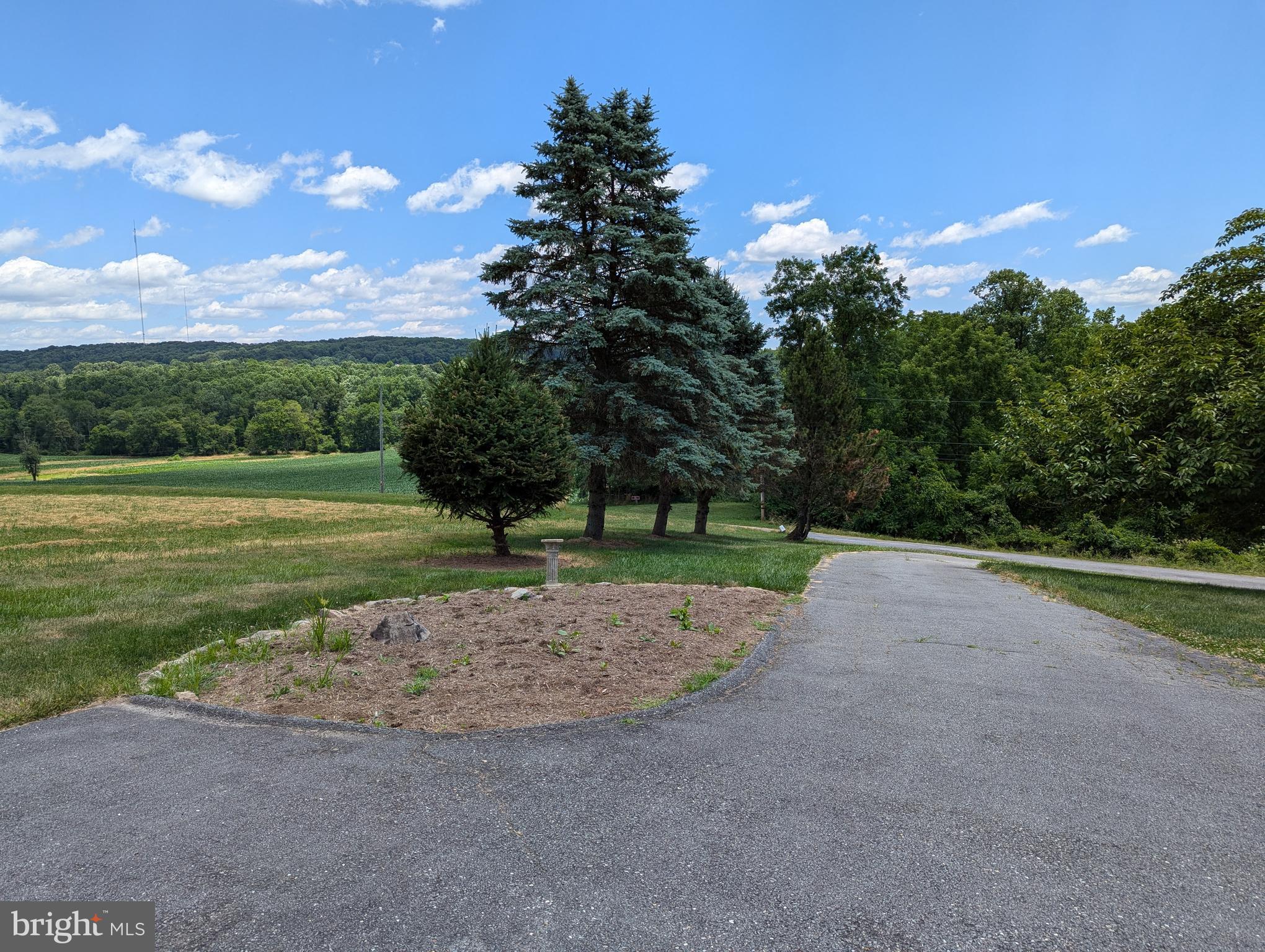 4767 Ore Bank Road Hellam, PA 17406 - Photo 79 of 82 Driveway