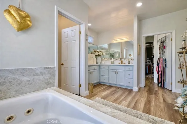 $2,175,000 | 106 East 36th Street, Long Beach, CA 90807