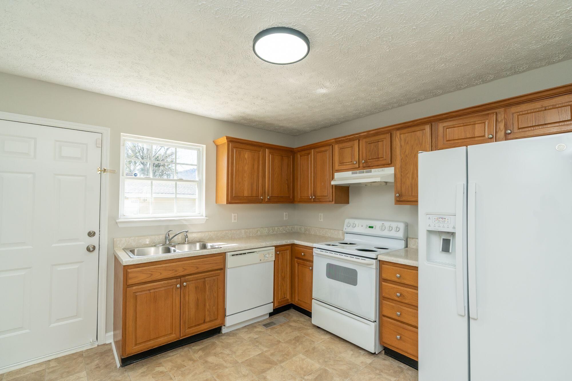121 West 26th Street Chattanooga, TN 37408 - Photo 10 of 57