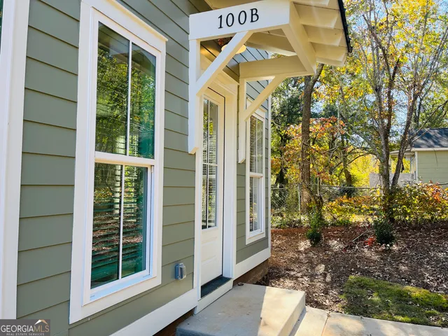 $850 | 100 Gardenia Lane, Unit 100B, LaGrange, GA 30240