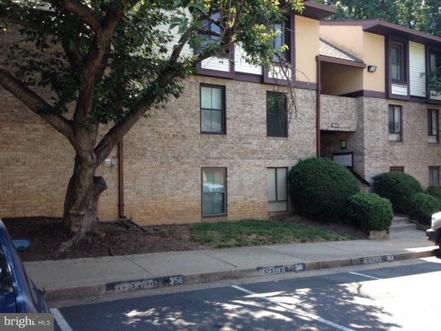 11643 Stoneview Square, Unit 21C Reston, VA 20191 - Photo 1 of 2 Exterior (Front)