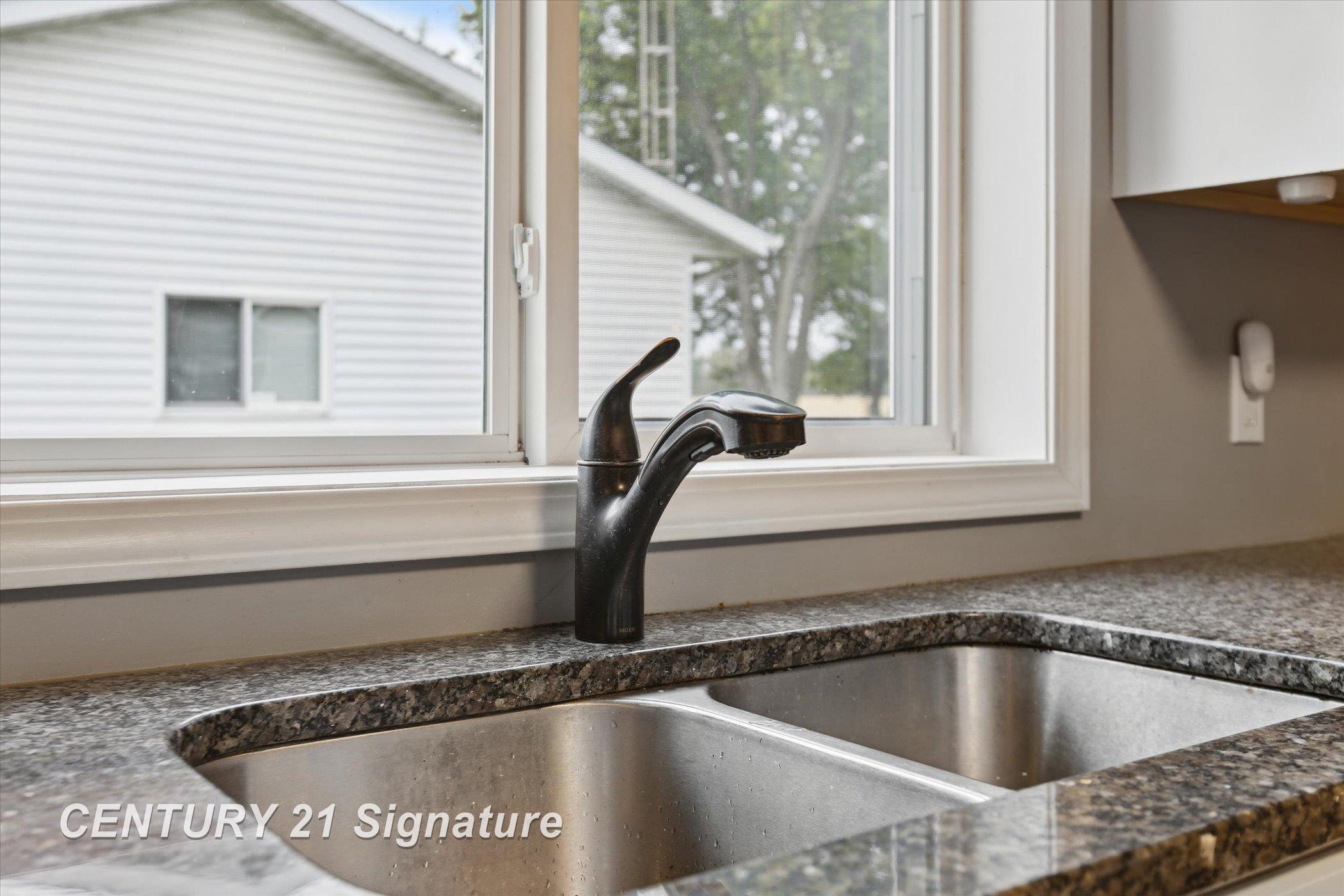 6357 Mackinaw Road Saginaw, MI 48604 - Photo 17 of 46 50181088-9e93e9f9-3c76-45cf-bb43-a783ad4abf07.JPG