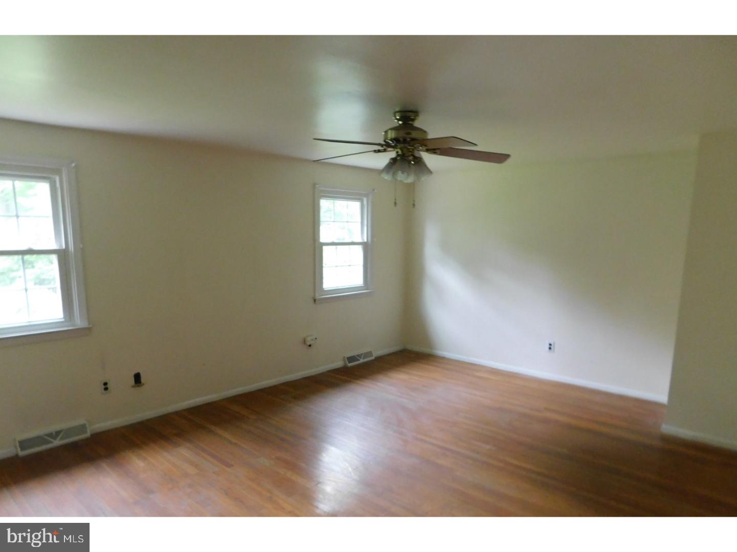 114 Shenandoah Road Cinnaminson, NJ 08077 - Photo 19 of 21 Gallery Image 19