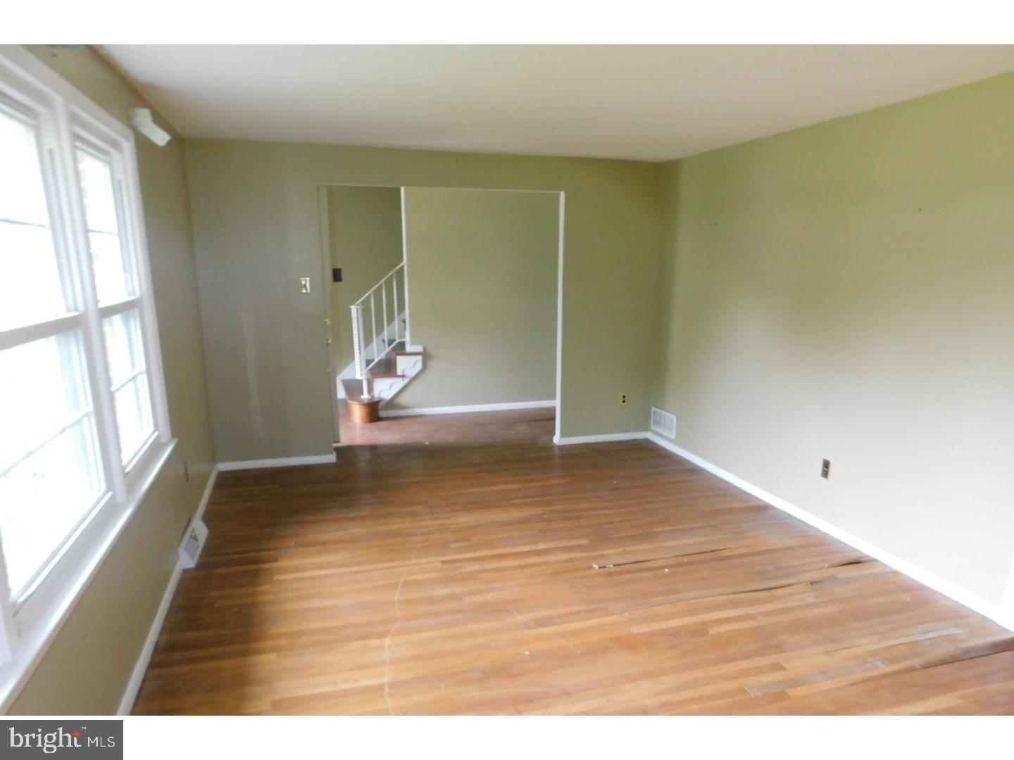 114 Shenandoah Road Cinnaminson, NJ 08077 - Photo 5 of 21 Gallery Image 5
