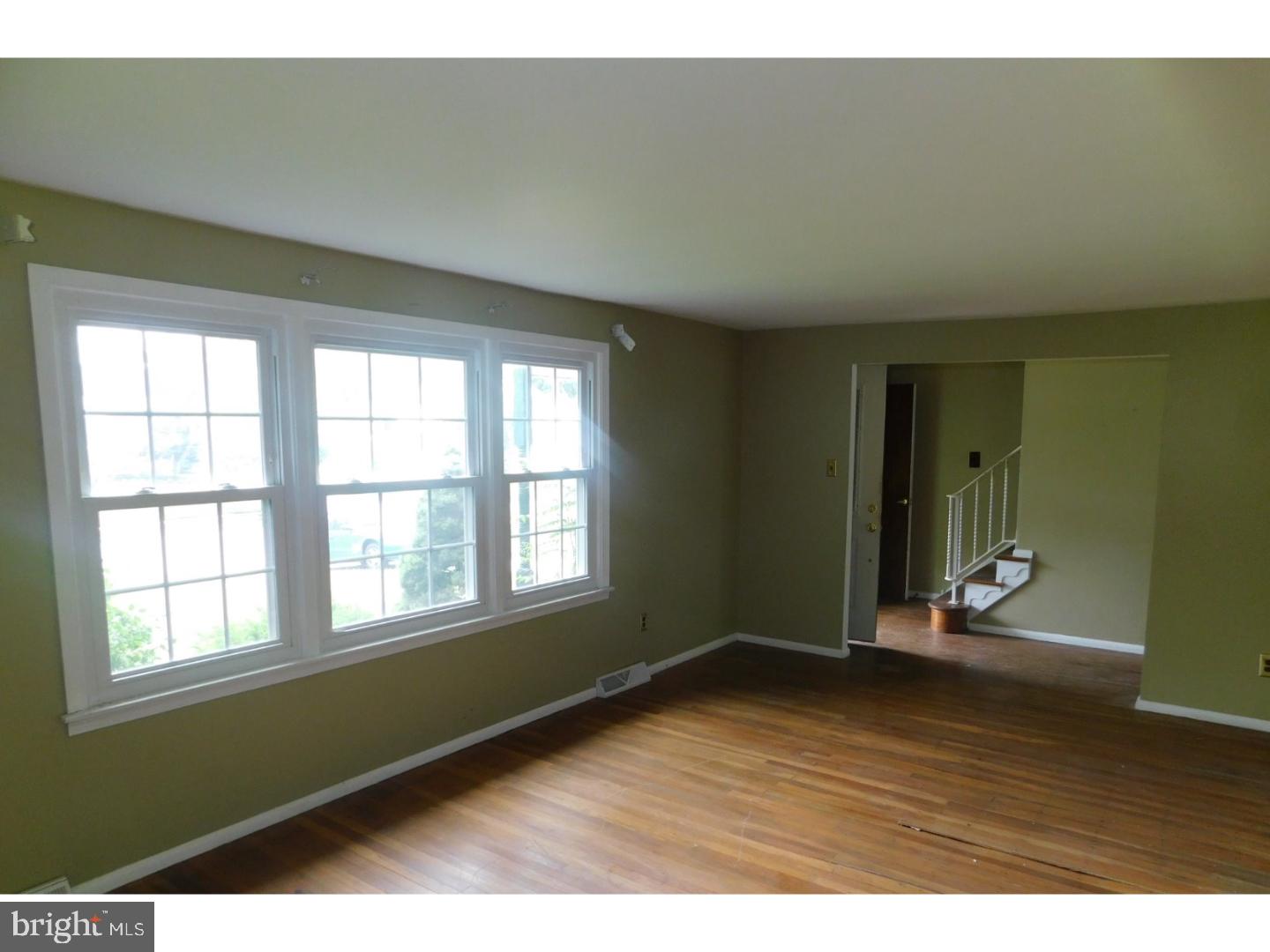 114 Shenandoah Road Cinnaminson, NJ 08077 - Photo 6 of 21 Gallery Image 6