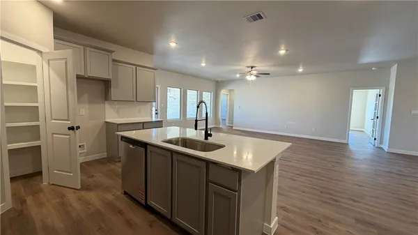 $461,675 | 3553 Sepehr Lk Drive, Robstown, TX 78380