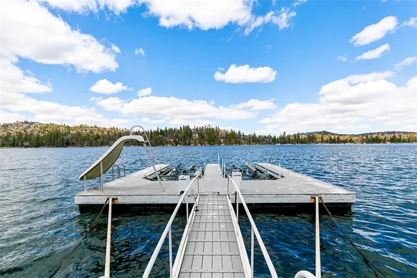 $8,950,000 | 27990 Peninsula Drive, Lake Arrowhead, CA 92352