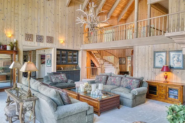 $8,950,000 | 27990 Peninsula Drive, Lake Arrowhead, CA 92352