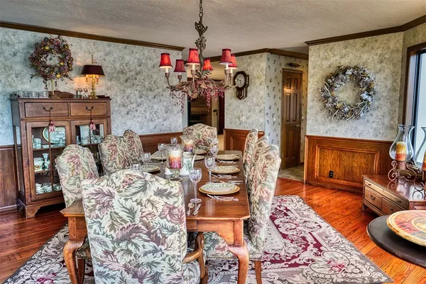 $8,950,000 | 27990 Peninsula Drive, Lake Arrowhead, CA 92352