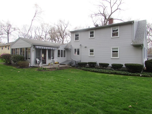 54 Endecott Street Springfield, MA 01118 - Photo 20 of 23 a front view of a house with garden
